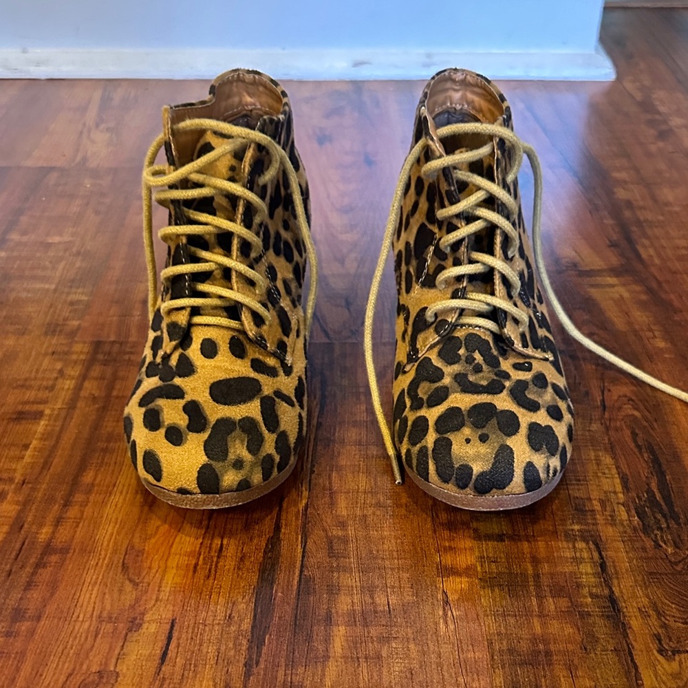 Anna Kids Leopard Print Suede Boots